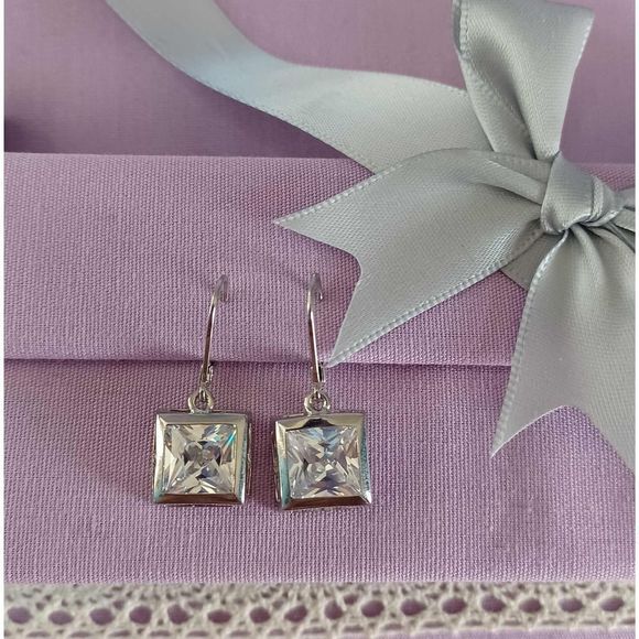 Swarovski Elements clear crystal silver tone earrings - Picture 1 of 4